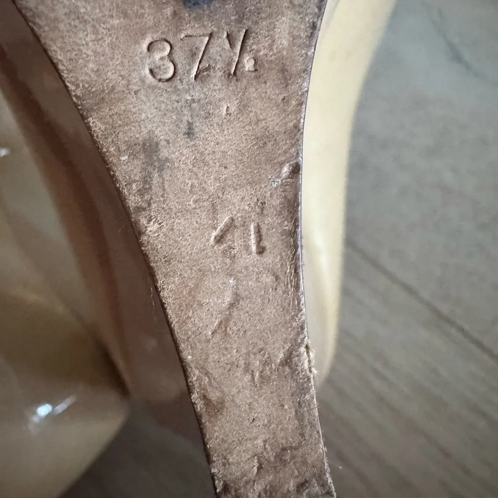 Jimmy Choo Baxen Patent Peep-Toe Wedge Pump size 37.5 Beige color